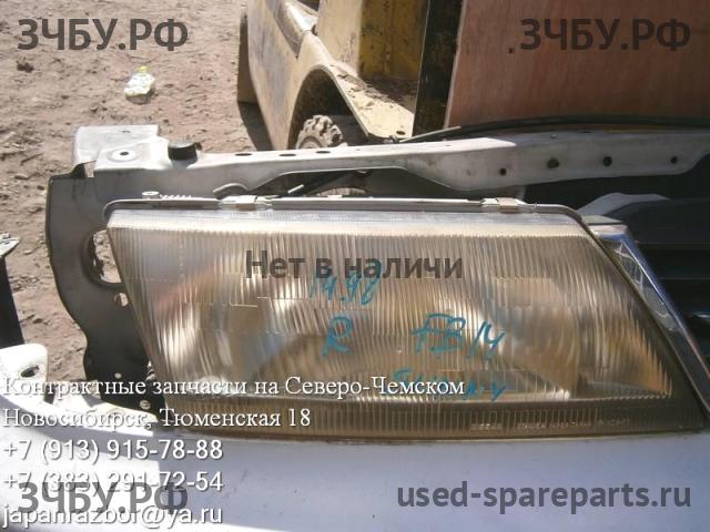 Nissan Sunny (B14) Фара правая