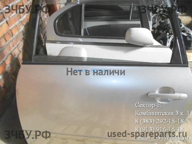Toyota Ipsum 2 Дверь задняя левая