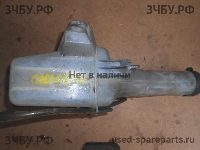 Toyota Carina (T170) Бачок омывателя лобового стекла