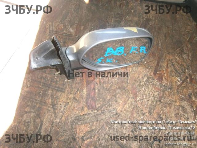 Toyota BB (1) Зеркало правое электрическое