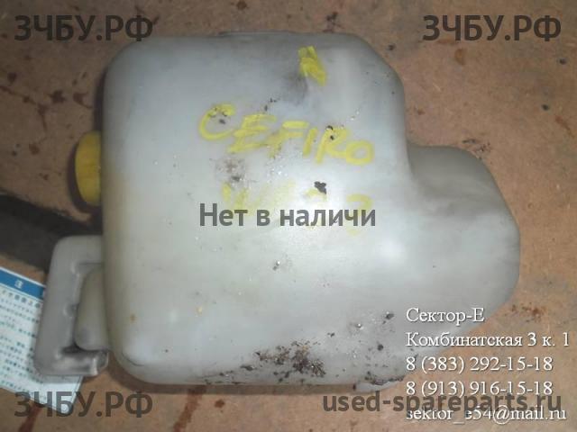 Nissan Cefiro (A32) Бачок расширительный