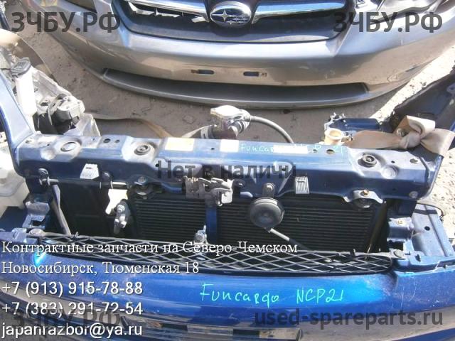 Toyota Funcargo Решетка радиатора