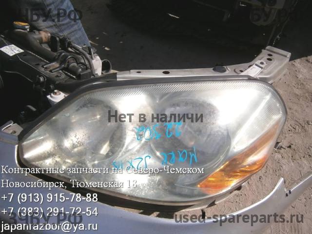 Toyota Mark 2 (JZX110) Фара левая