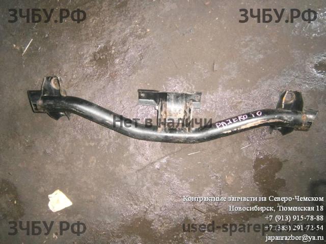 Mitsubishi Pajero Pinin (H60) Балка передняя поперечная (подрамник)