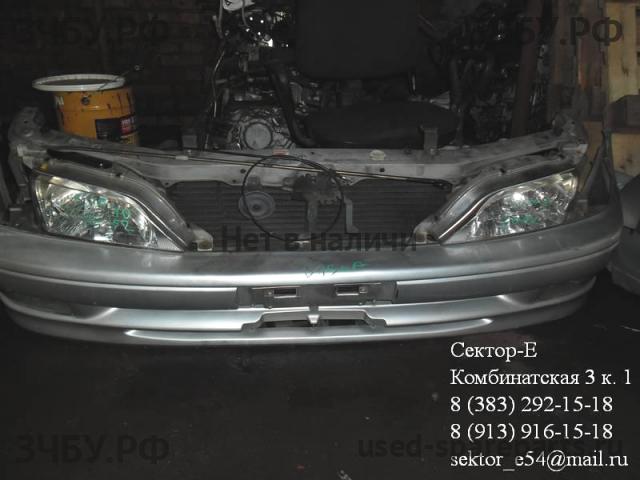 Toyota Vista (V40) Решетка радиатора