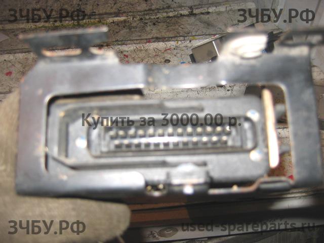Volkswagen Passat B3 Блок управления двигателем
