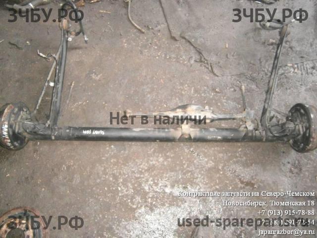 Nissan Sunny (B14) Балка задняя поперечная