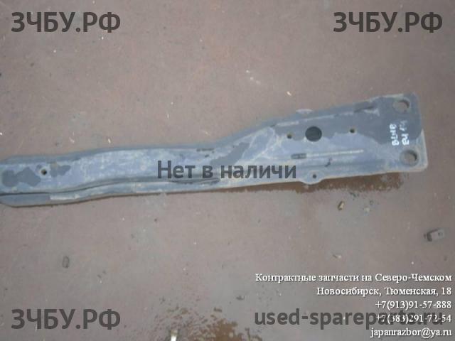 Nissan Bluebird (U14) Балка передняя продольная