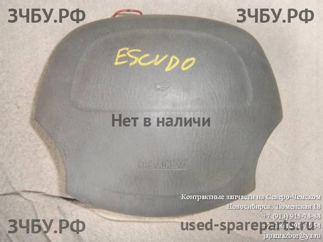 Suzuki Escudo 2 Накладка звукового сигнала (в руле)