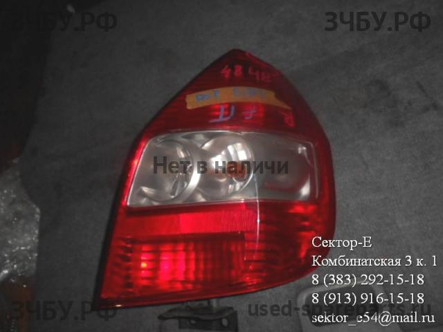 Honda Fit 1 Фонарь правый