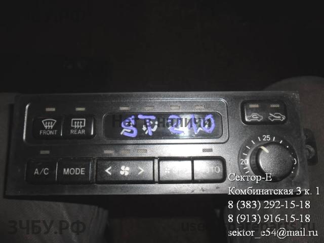 Toyota Carina (T210) Блок управления климатической установкой