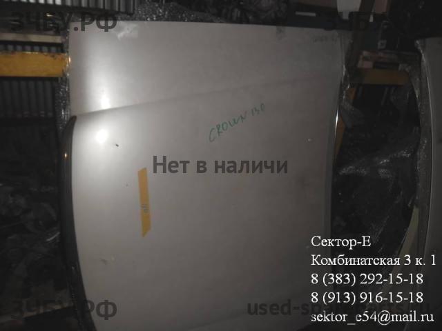 Toyota Crown (S130) Капот