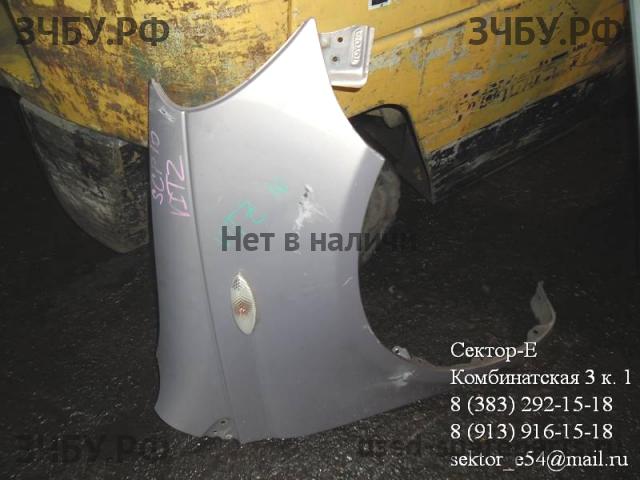 Toyota Vitz 1 Крыло переднее правое