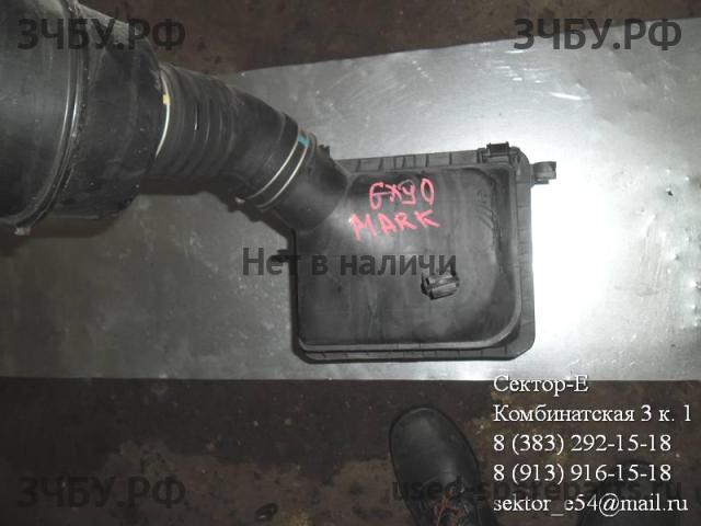 Toyota Mark 2 (X90) Патрубок воздушного фильтра