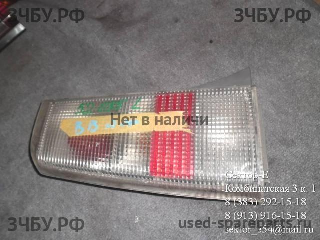 Toyota BB (1) Фонарь левый
