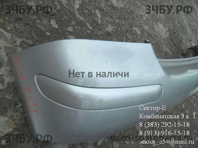 Toyota Vitz 1 Бампер задний