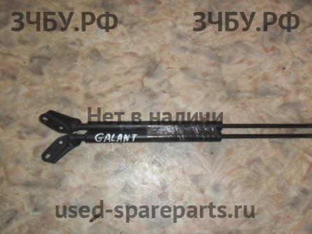 Mitsubishi Galant 8 (EA, EC) Амортизатор капота