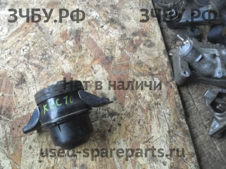 Toyota Passo 1 (C10) Опора двигателя