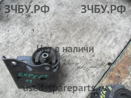 Nissan Avenir/Expert 2 (W11) Опора двигателя
