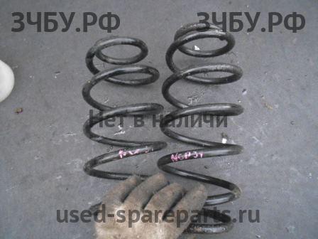 Toyota BB (1) Пружина задняя