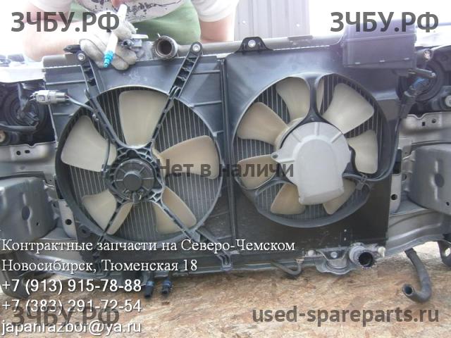 Toyota Ipsum 1 Радиатор кондиционера