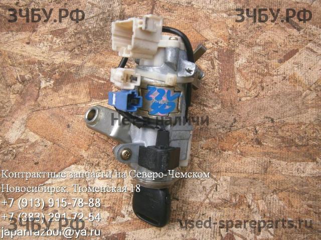Toyota Vista/Vista Ardeo (V50) Замок зажигания