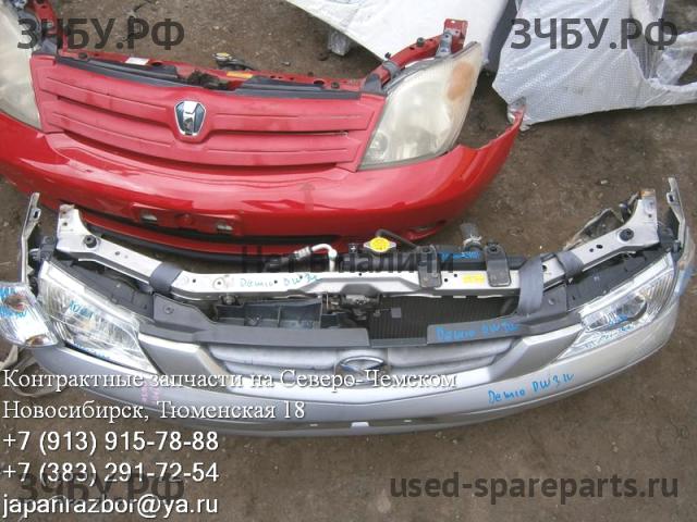 Mazda Demio 1 [DW] Решетка радиатора