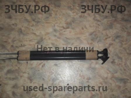 Mitsubishi Legnum Амортизатор крышки багажника
