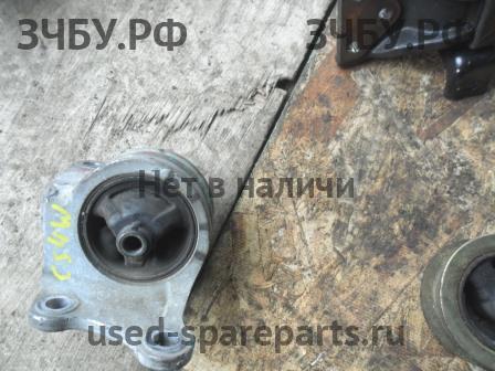 Mitsubishi Lancer Cedia [CS] Опора двигателя