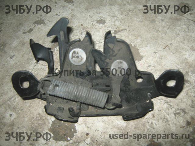 Nissan Note 1 (E11) Замок капота