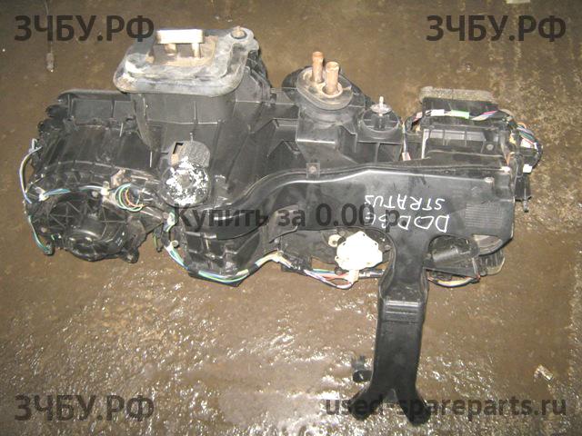 Dodge Stratus 2 Корпус отопителя (корпус печки)