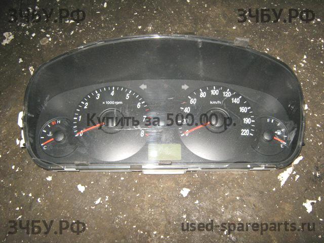 Hyundai Elantra 1 Панель приборов