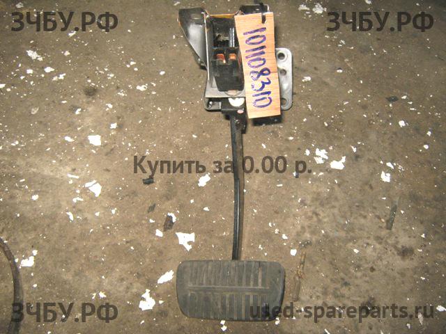 Subaru Forester 2 (S11) Педаль тормоза