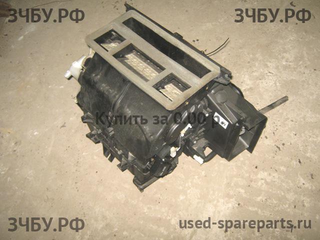 Subaru Forester 2 (S11) Корпус отопителя (корпус печки)