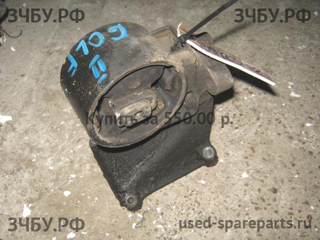 Volkswagen Golf 2 Опора двигателя