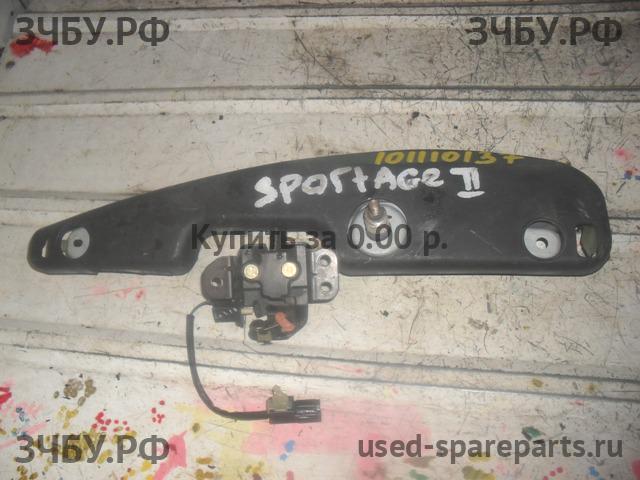 KIA Sportage 2 Замок багажника