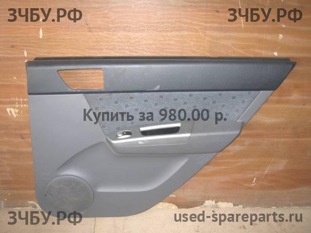 Hyundai Getz Обшивка двери задней правой