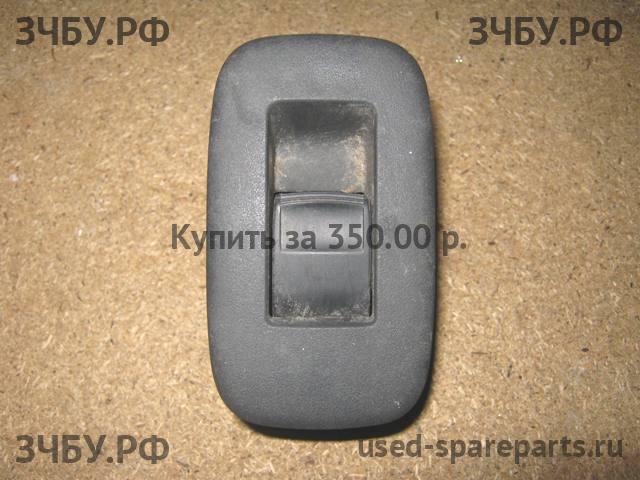 Toyota Auris 1 (E150) Кнопка стеклоподъемника задняя левая