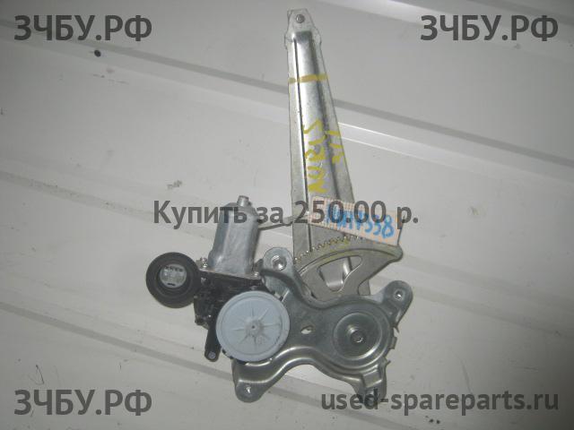 Toyota Auris 1 (E150) Стеклоподъёмник электрический задний левый