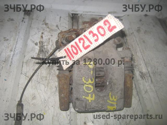 Peugeot 307 Суппорт задний правый (в сборе со скобой)