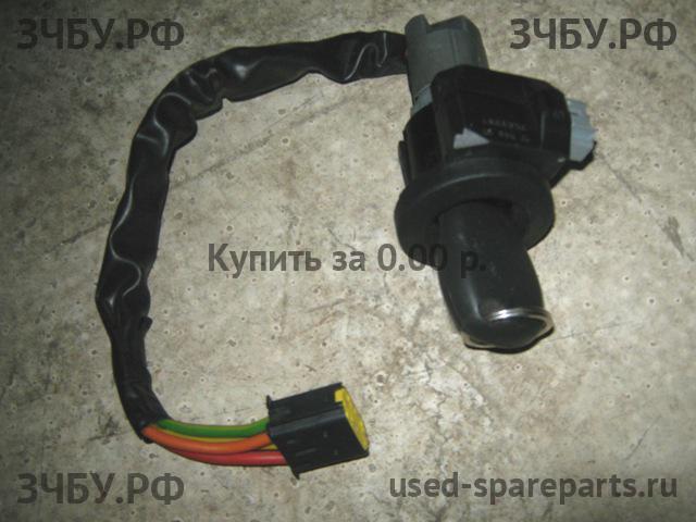 Renault Logan 1 Замок зажигания
