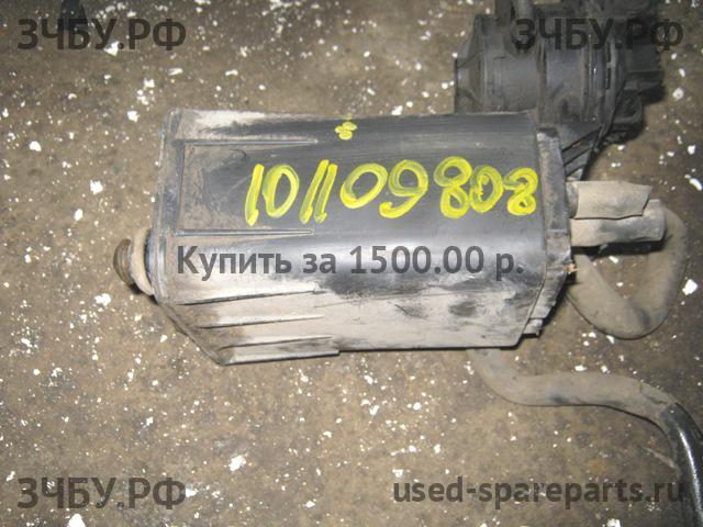 Chrysler 300C (1) Абсорбер (фильтр угольный)