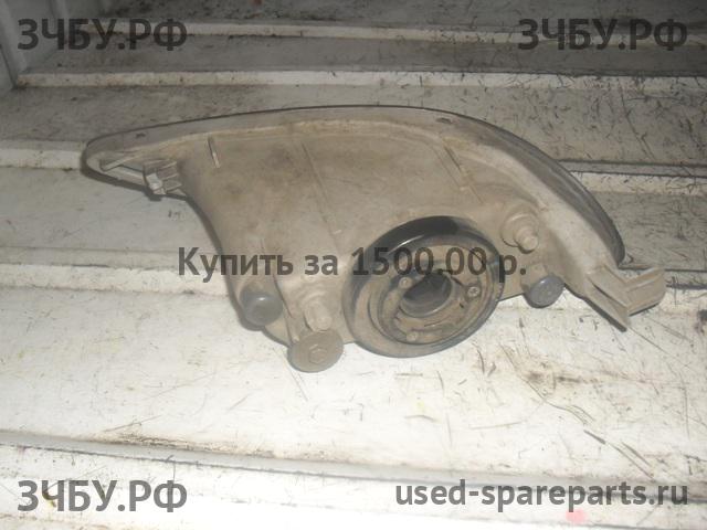 Toyota Camry 5 (V30) ПТФ левая