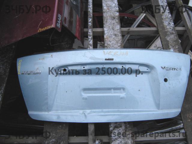 Hyundai Verna Крышка багажника