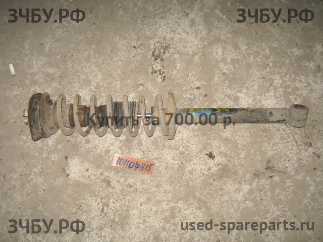 Volkswagen Passat B3 Стойка задняя левая (в сборе)