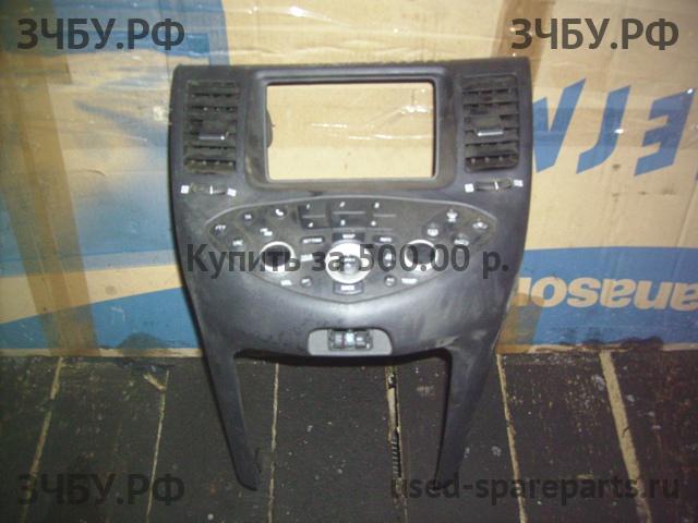 Nissan Primera P12 Накладка декоративная на торпедо