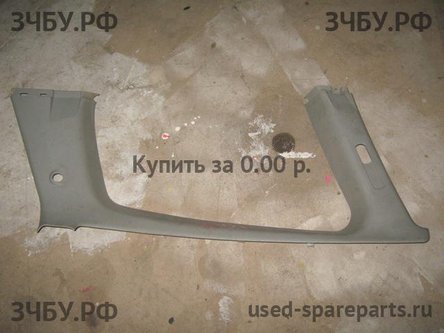 Hyundai Trajet Пластик салона