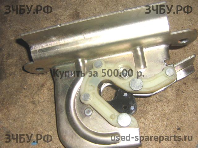 Mitsubishi Pajero/Montero 4 Замок спинки сиденья