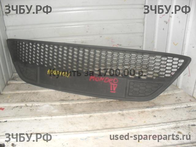 Ford Focus ST (2) (рест.) Решетка в бампер