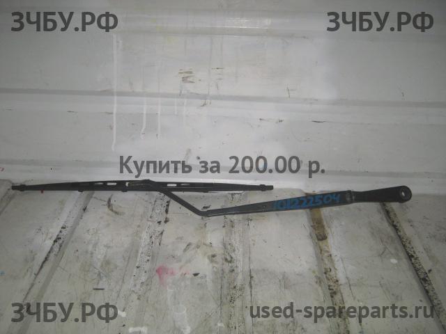 Chevrolet Metro (MR226) Поводок стеклоочистителя передний
